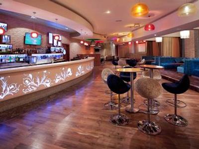 آیبیس ورد ترید سنتر