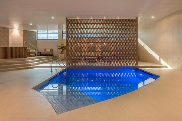 کریک ساید هتل دبی ان اکور