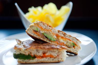 کریک ساید هتل دبی ان اکور