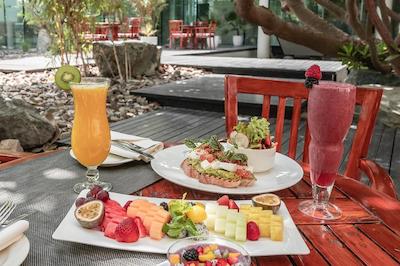 کریک ساید هتل دبی ان اکور