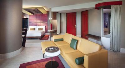 کریک ساید هتل دبی ان اکور