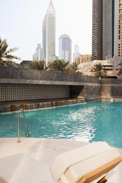 جمیرا امارات تاورز