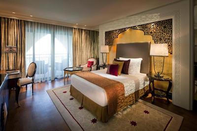 جمیرا زعبیل سرای