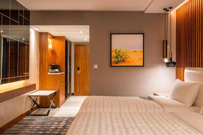 لمریدین دبی هتل اند کنفرانس سنتر