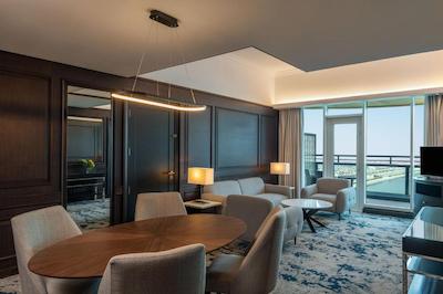 لمریدین مینا سیاحی بیچ ریزورت اند واتر پارک