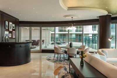 لمریدین مینا سیاحی بیچ ریزورت اند واتر پارک