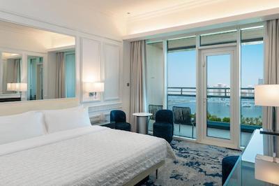 لمریدین مینا سیاحی بیچ ریزورت اند واتر پارک