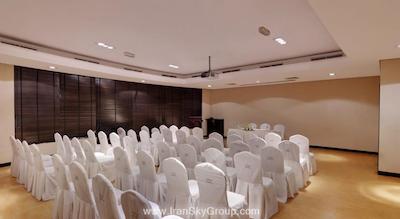 لوتوس هتل آپارتمان اند اسپا مارینا