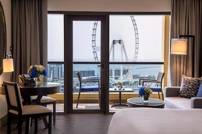 امواج روتانا-جمیرا بیچ رزیدنس