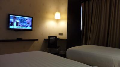 مارک این هتل دیره