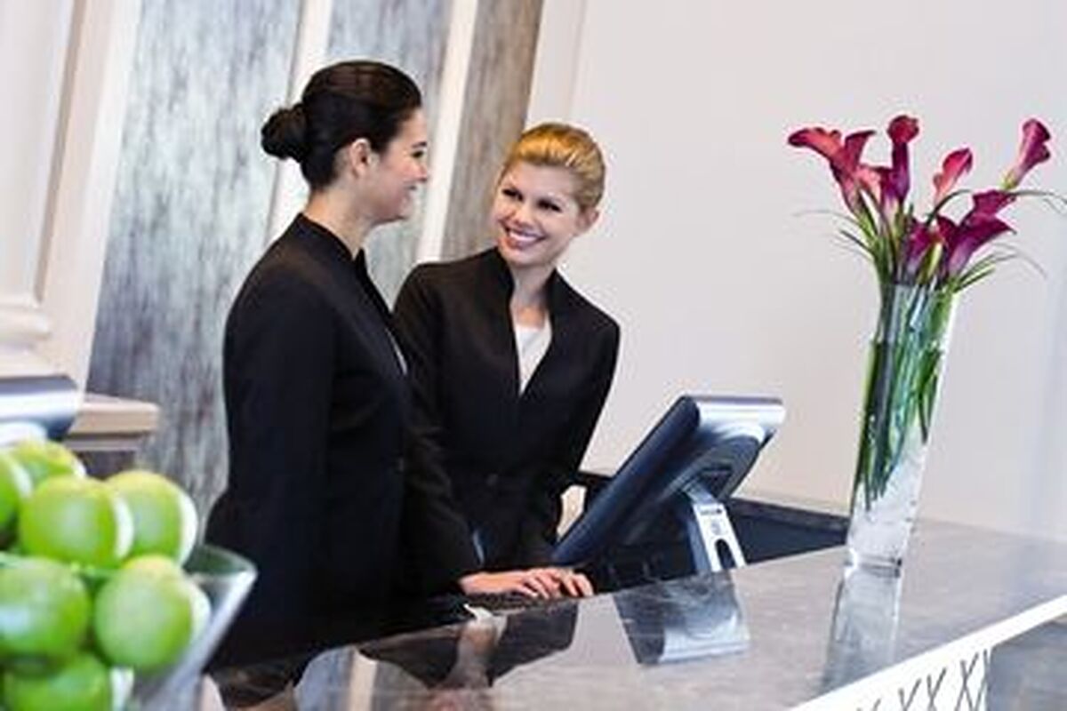 موونپیک هتل بر دبی