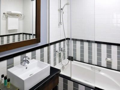 هتل آپارتمان موونپیک الممزر دبی