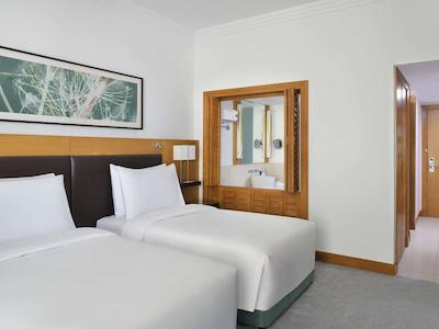 موونپیک هتل جمیرا بیچ