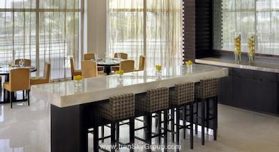 موونپیک هتل جمیرا لیک تاورز