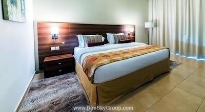 هتل آپارتمان نجوم