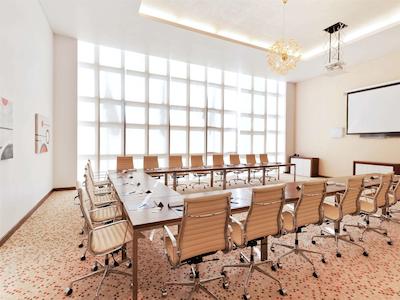 نووتل ابوظبی گیت