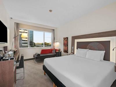 نووتل ورد ترید سنتر دبی