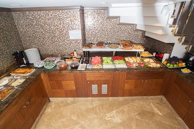 سرستیوم پرایم اسکوئر