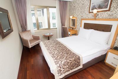 سرستیوم پرایم اسکوئر