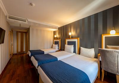 سرستیوم پرایم اسکوئر