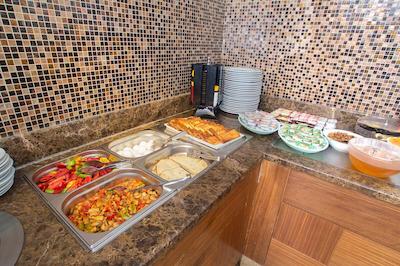 سرستیوم پرایم اسکوئر