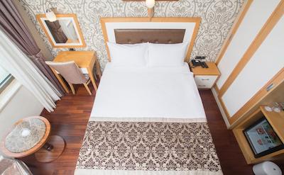 سرستیوم پرایم اسکوئر