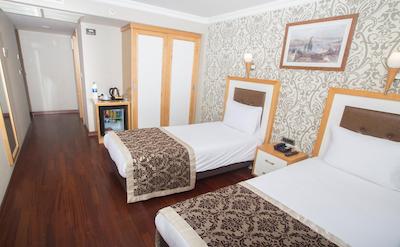 سرستیوم پرایم اسکوئر