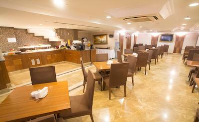 سرستیوم پرایم اسکوئر