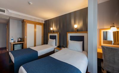 سرستیوم پرایم اسکوئر