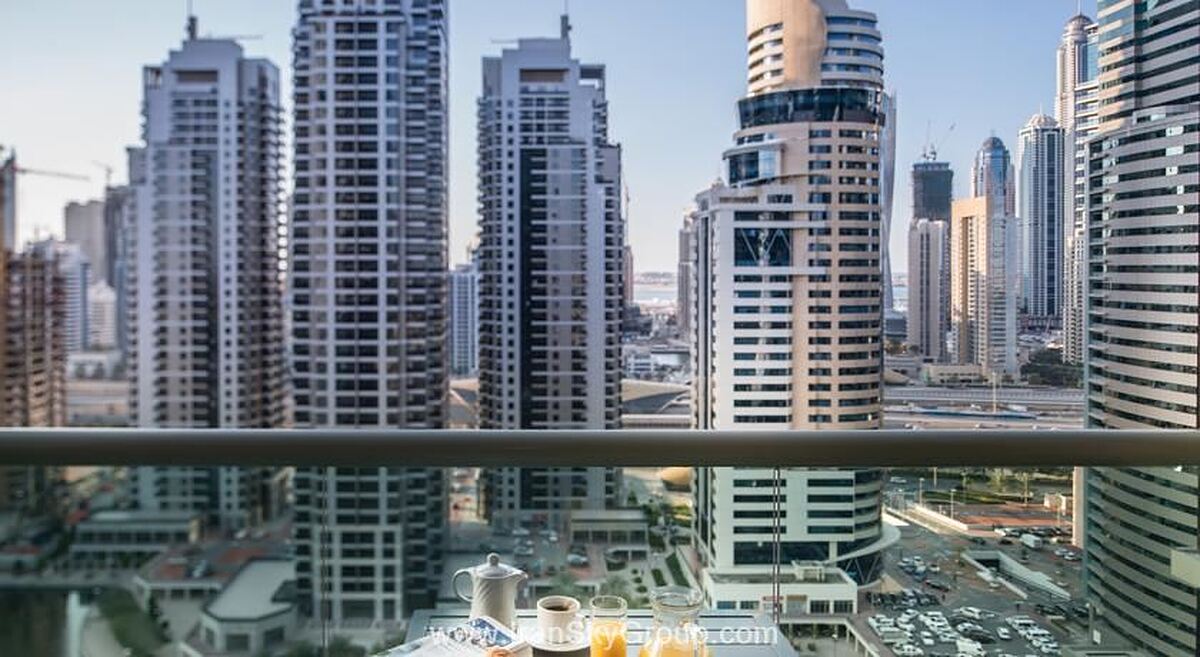 هتل آپارتمان اواکس لیوا هایتس