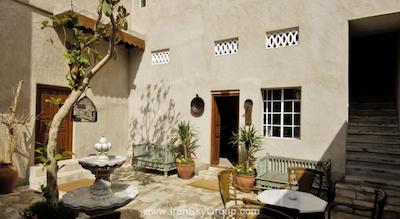 اورینت گست هاوس