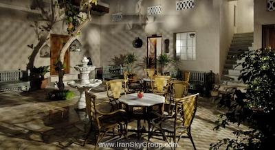 اورینت گست هاوس