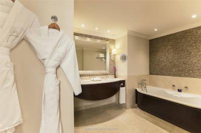 جا پالم تری کورت اند اسپا