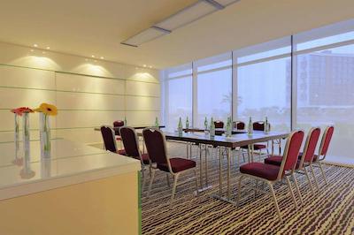 پارک این ابوظبی یاس آیلند