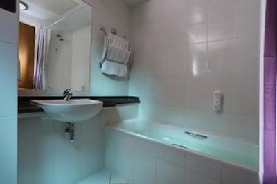 پرمیر این دبی سیلیکون اوئاسیس