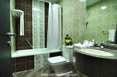 هتل آپارتمان پراید