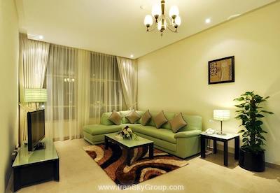 هتل آپارتمان پراید