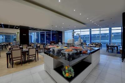 میلنیوم سنترال داون تاون