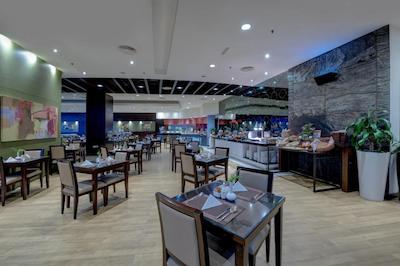 میلنیوم سنترال داون تاون