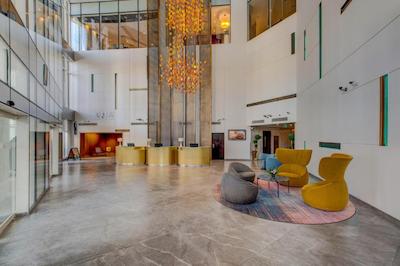 میلنیوم سنترال داون تاون