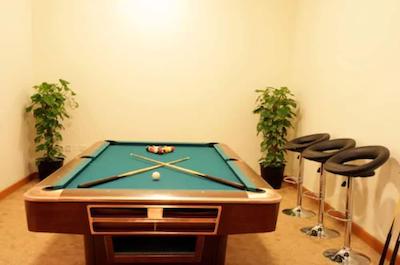 رامادا هتل اند سوئیتز بای ویندهام اجمان