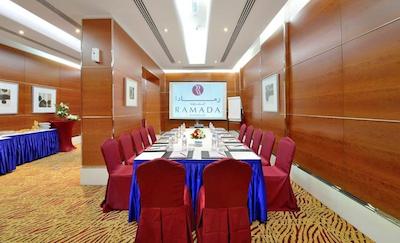 گلدن سندز هتل