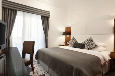 گلدن سندز هتل