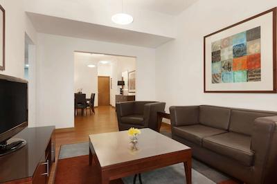 گلدن سندز هتل