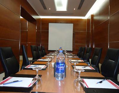 گلدن سندز هتل