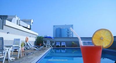 هتل آپارتمان رز گاردن بر دبی