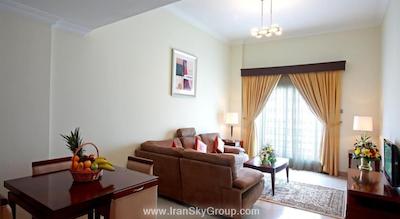 هتل آپارتمان رز گاردن برشاء