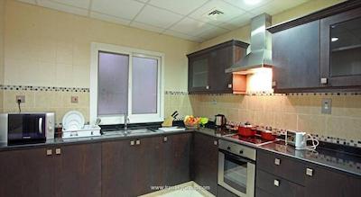 هتل آپارتمان رز گاردن برشاء