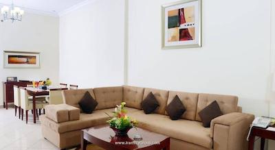 هتل آپارتمان رز گاردن برشاء