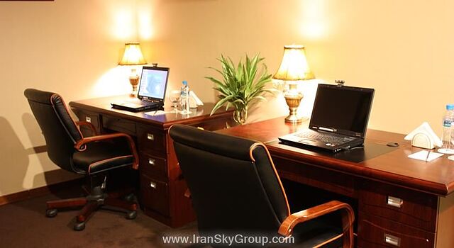 هتل آپارتمان رویال اسکات